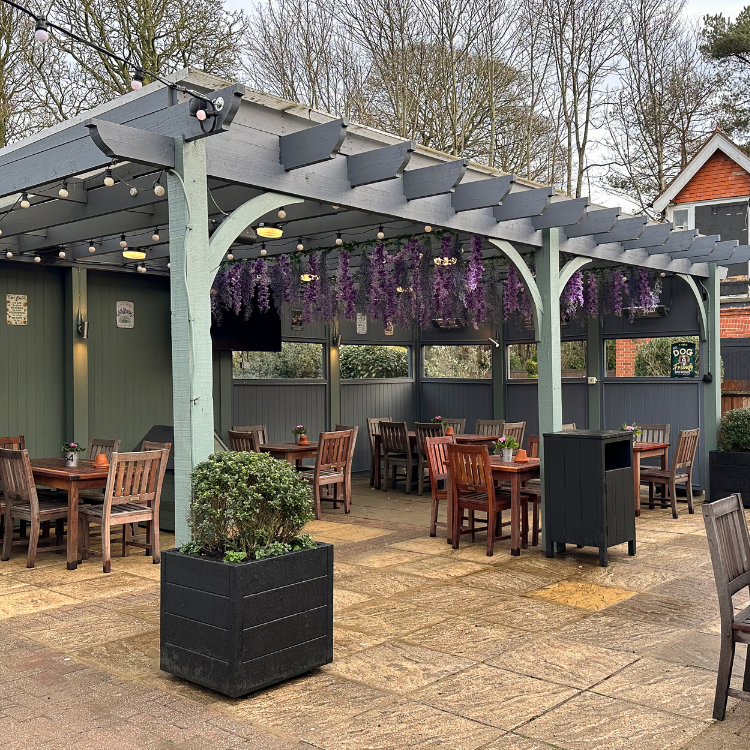 Beer Garden at Woodman Banstead (d) Beer Garden at Woodman Banstead (d)