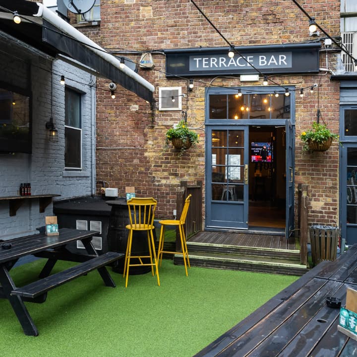 Beer garden in Fulham Beer garden in Fulham