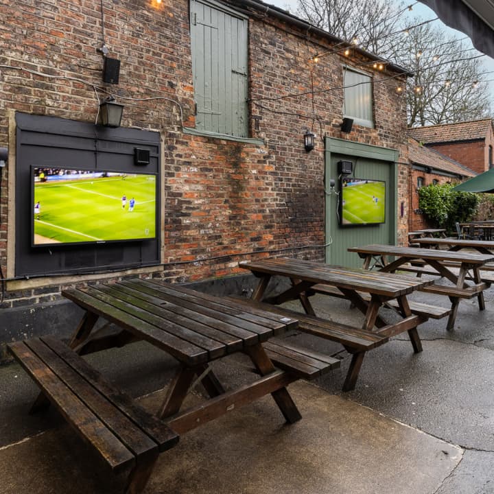 Beer garden in York Beer garden in York