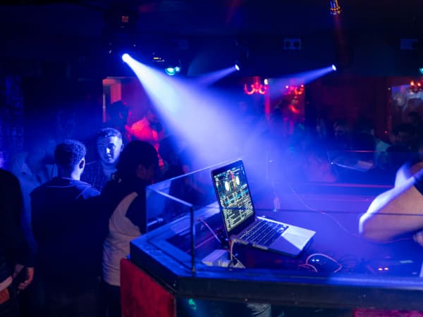 late night bars in Derby late night bars in Derby