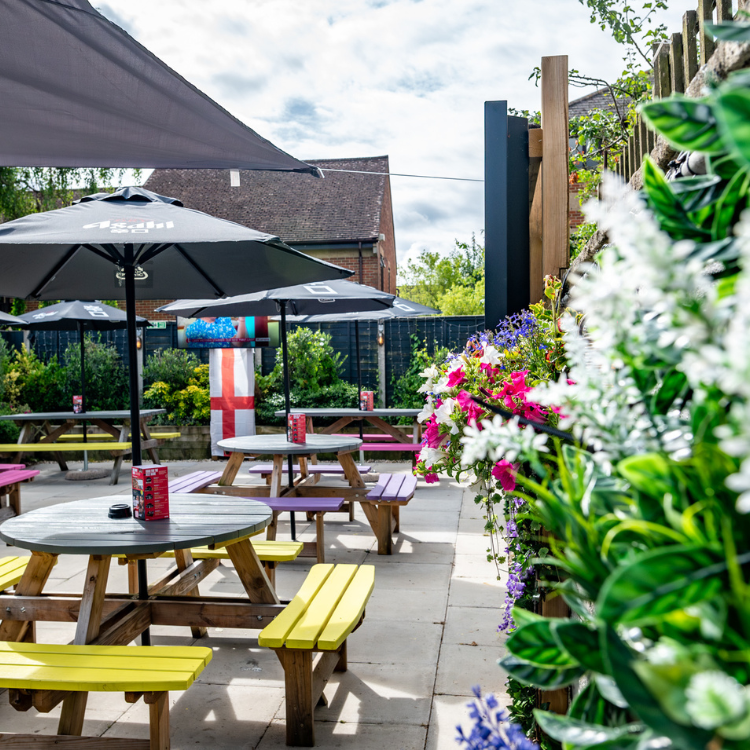 Photo of beer garden at Cross Keys Inn Wootton Bassett (d) Photo of beer garden at Cross Keys Inn Wootton Bassett (d)