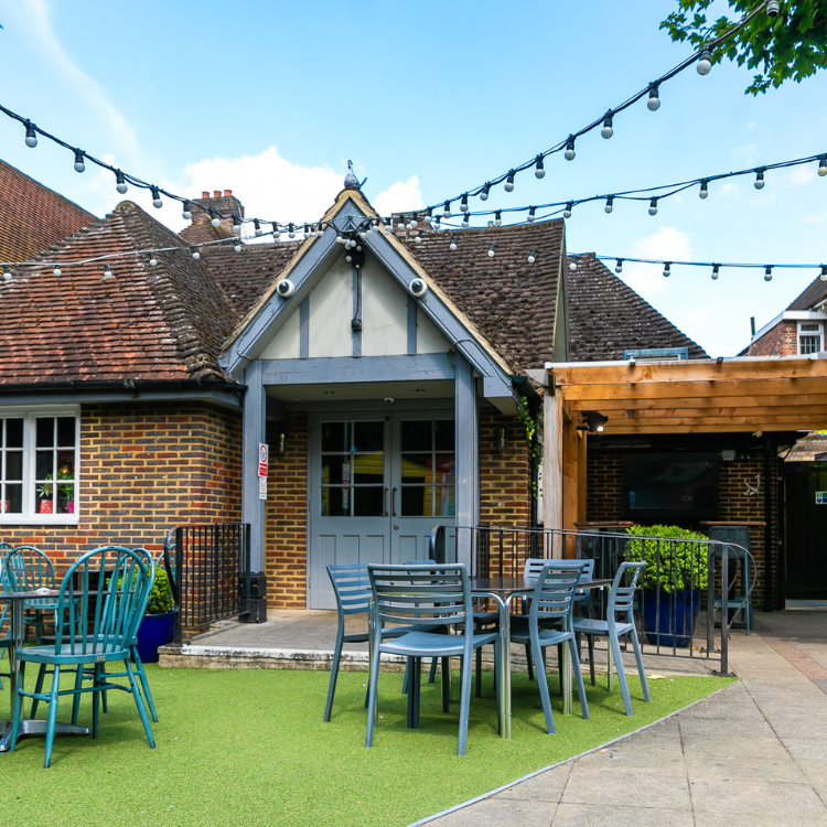 Outdoor Beer Garden in Sutton Outdoor Beer Garden in Sutton