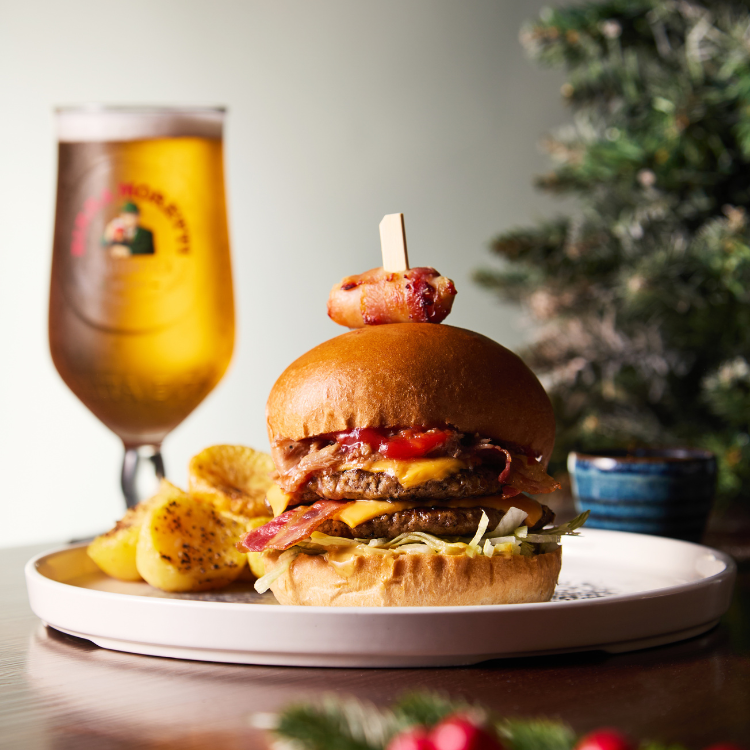 Festive burger and pint of Birra Moretti Festive burger and pint of Birra Moretti