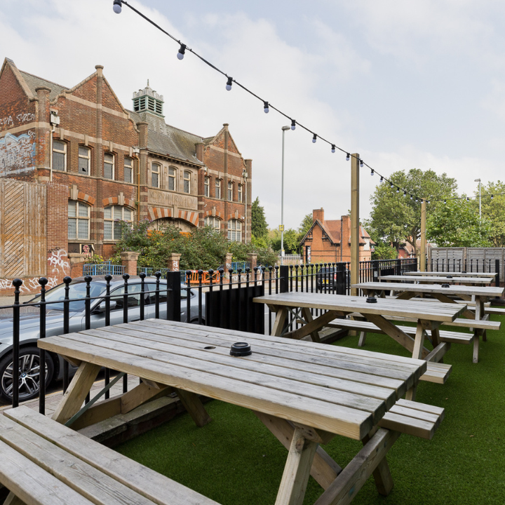 Bristol Pear Birmingham (d) Beer Garden Bristol Pear Birmingham (d) Beer Garden