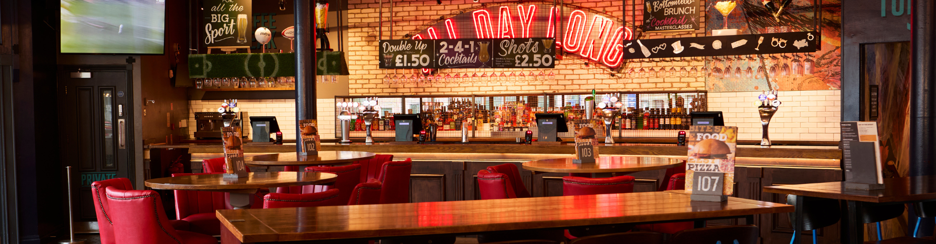 Private Hire At Yates Liverpool