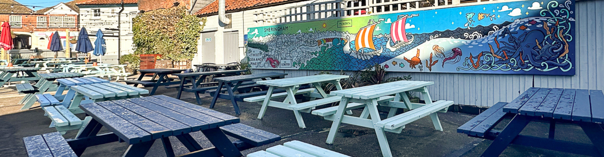 Beer garden at Lobster Sheringham (d)